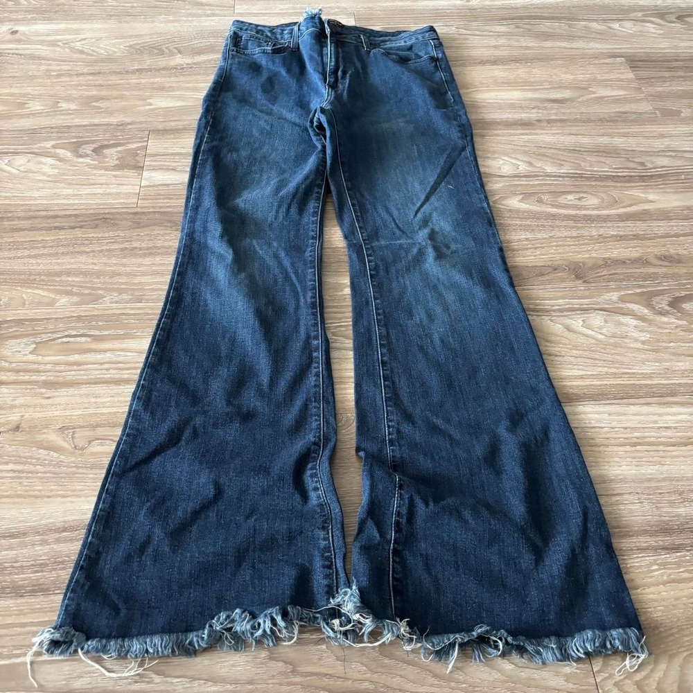 Vintage Y2K/2000s Grunge Dark Wash Flare Denim Jeans! 31x31 - Picture 3 of 7